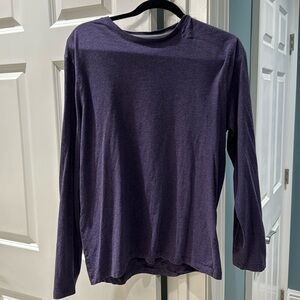 Men’s long sleeve shirt great condition.